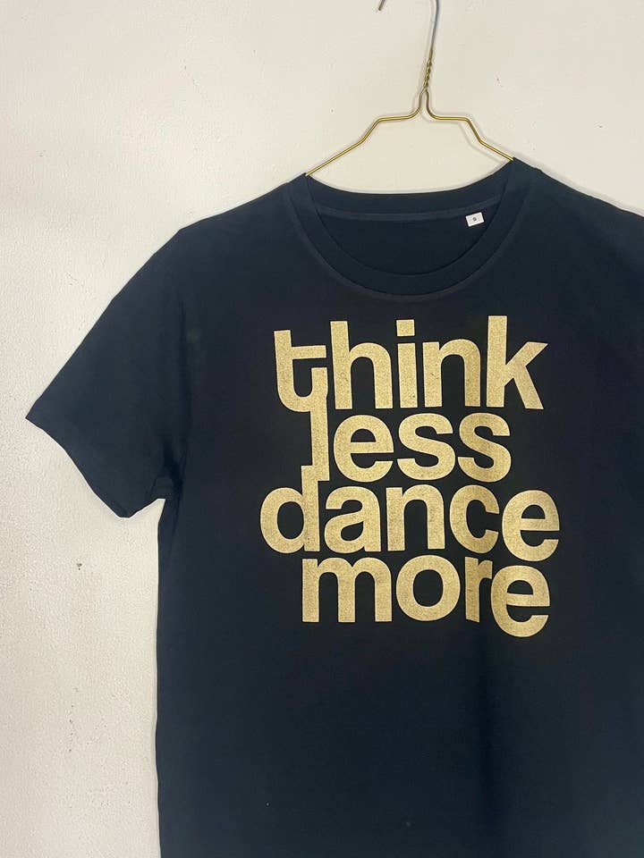 T-shirt Dance More pour la vente par THE TRIBE BERLIN
