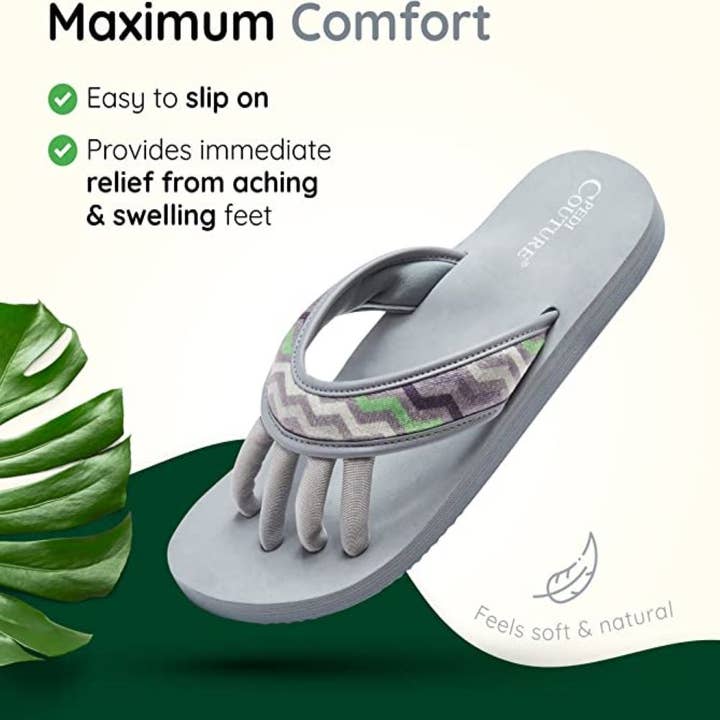 Pedi Couture – wholesale Sandals – Women's – Chevron Women's Yoga Toe Separator Sandals