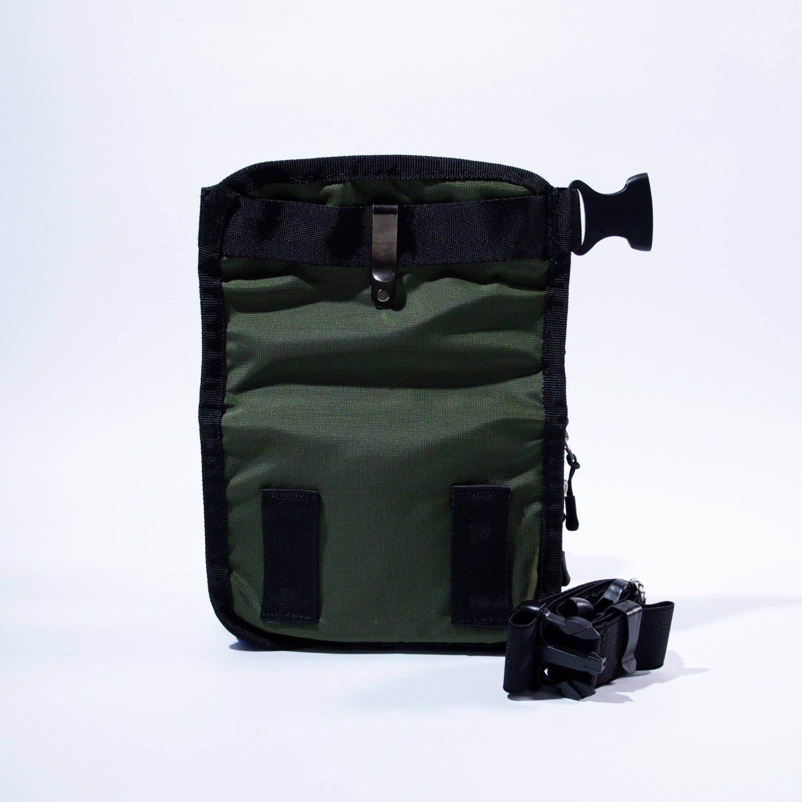 AkraCreations - Wholesale Pet Treat Bag - Dog - Slim Fit Thigh Treat Bag – Dog Training Pouch12