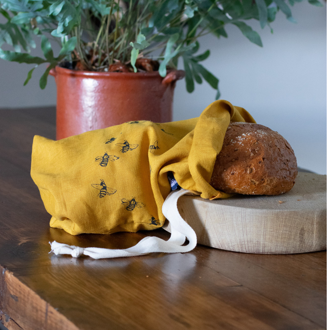 Helen Round - hand printed linen and bamboo wellness – wholesale Food storage wrap/bag – Linen Bread Bag Handprinted Bees, Linen Bread Storage Bag5
