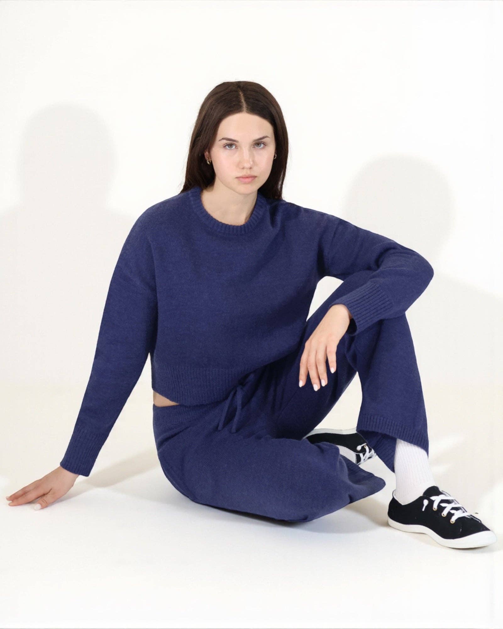 Royal Threads – wholesale Lounge set – Women's – Women’s Knit Two-Piece Set Cropped Hoodie with Wide Leg Pants8