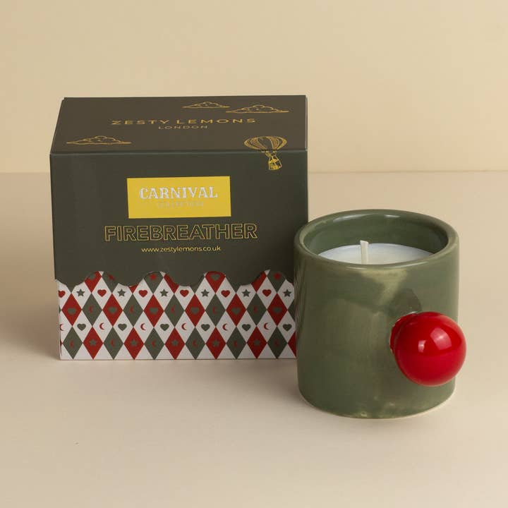 Carnaval Carrousel Coupe Bougie - Olive Cracheur de Feu pour la vente par Zesty Lemons