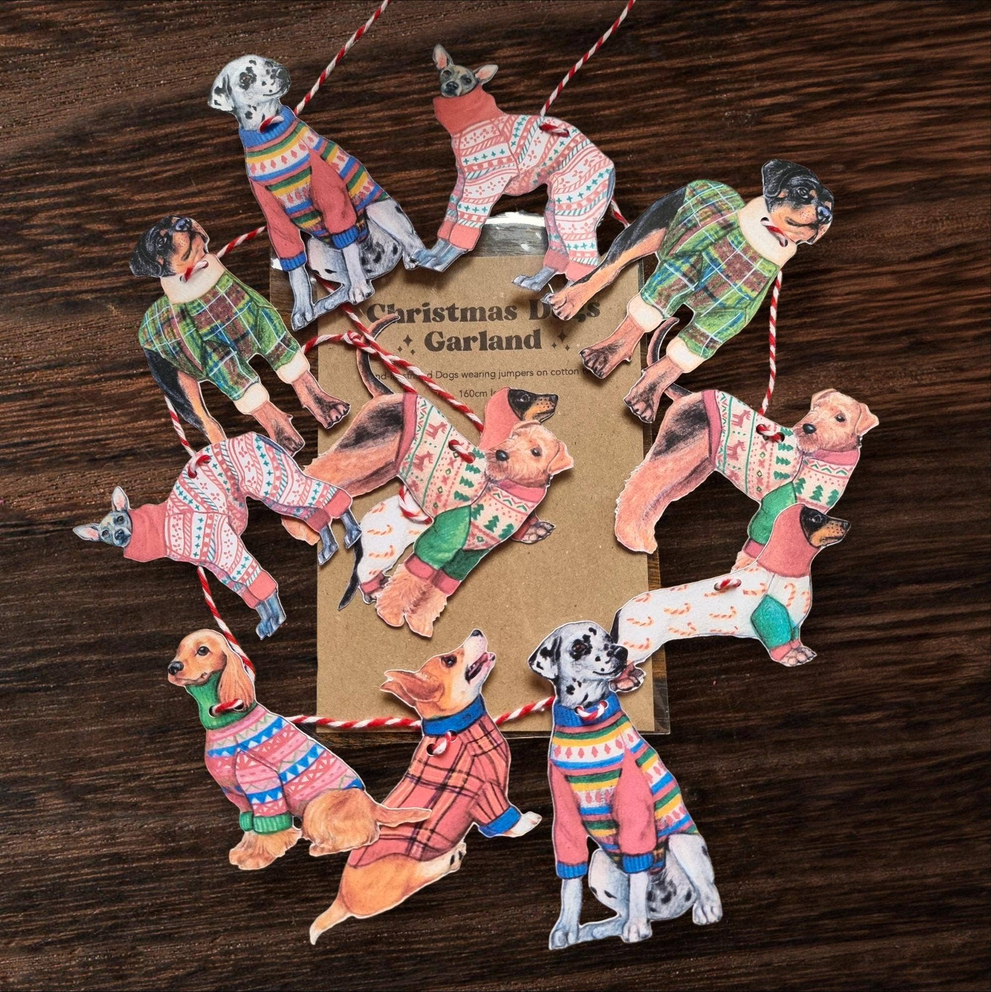 Beth Goodwin Designs - Vendita all'ingrosso Bandierine/Ghirlande - Decorazioni di carta per cani natalizi su spago0