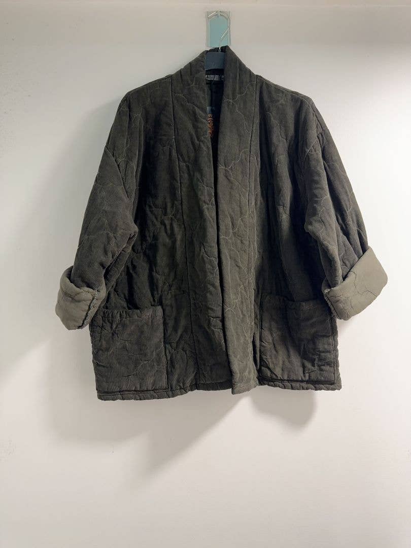 Happy look - Wholesale Jas - Dames - Korte doorgestikte corduroy jas zonder sluiting of kraag4