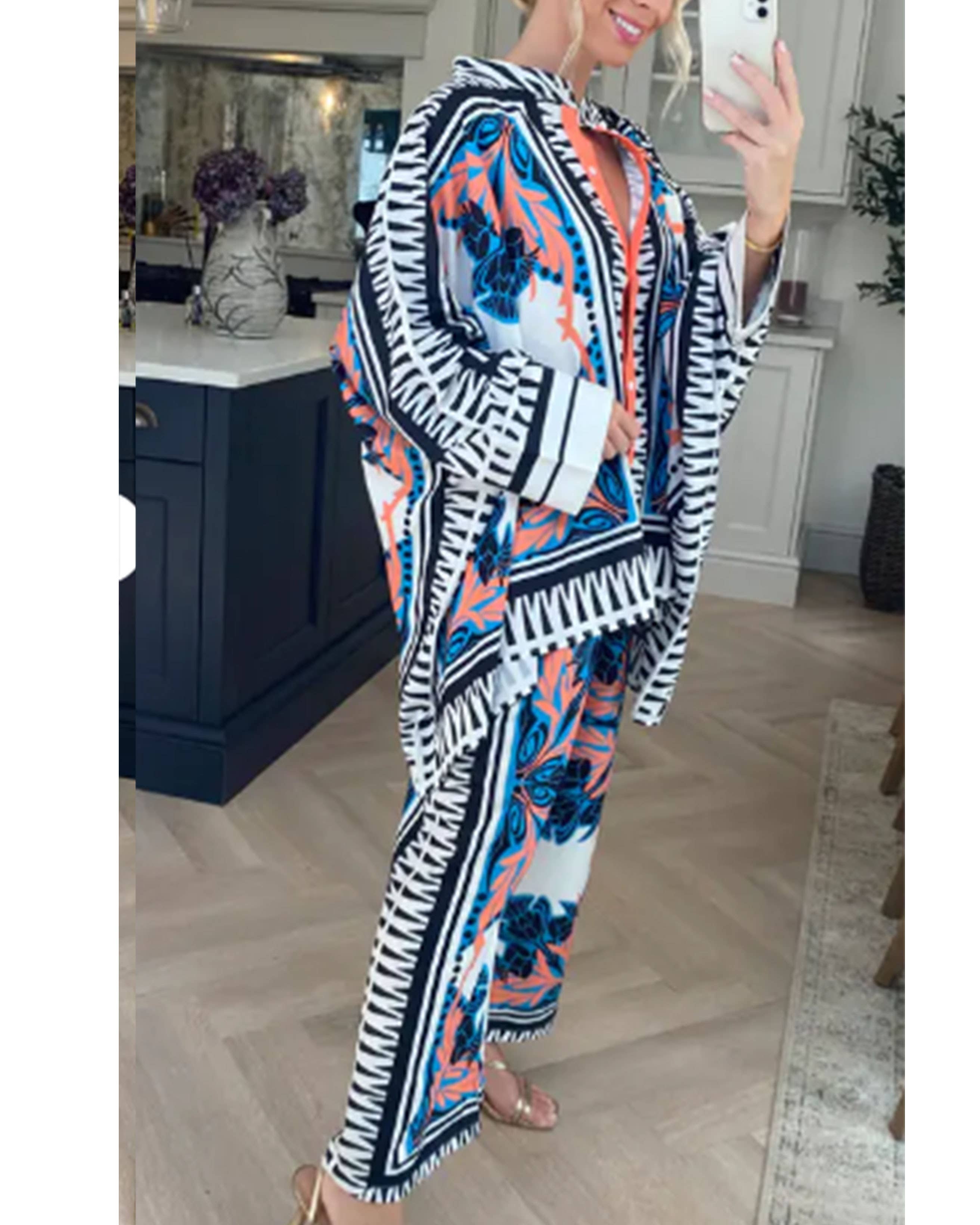 CY FASHION. LONDON – wholesale Shirt – Women’s – Floral and Leaves Print Oversized shirt 4