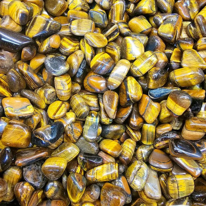 Tigers Eye krystal tumblesten for engroshandel hos Distinction Crystals