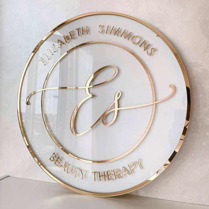 Glow Neon - Vente Enseignes néon - Panneau de qualité personnalisé avec néons, store business deco14