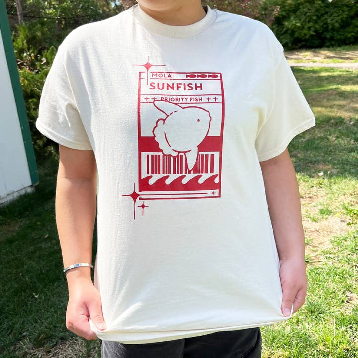 Maglietta Sunfish *PREORDINE* per la vendita all'ingrosso da parte di Saint Fax