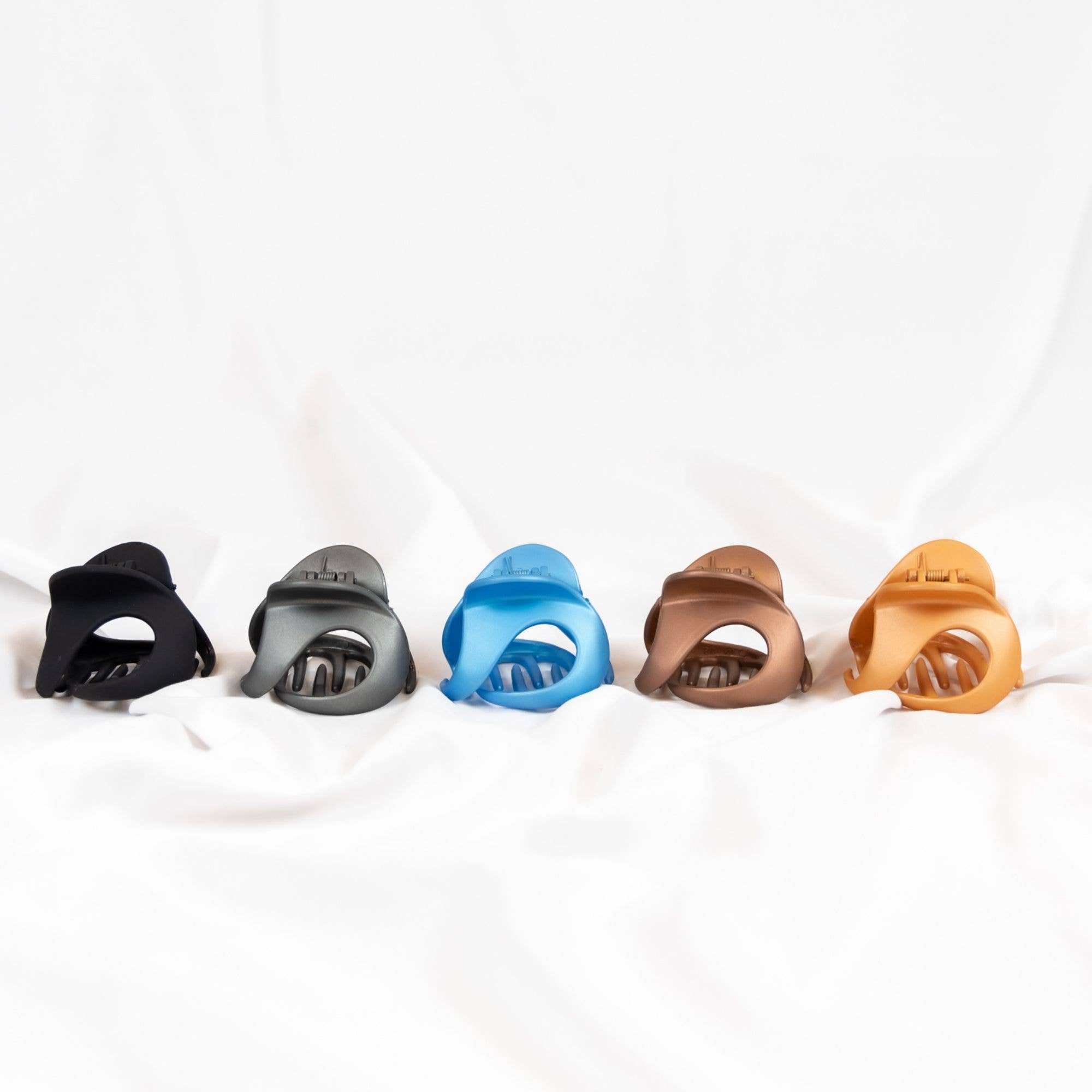 Axcessorize – Großhandel Haarclip – Damen – Große Haarklammer. Brötchenclip aus Acetat14