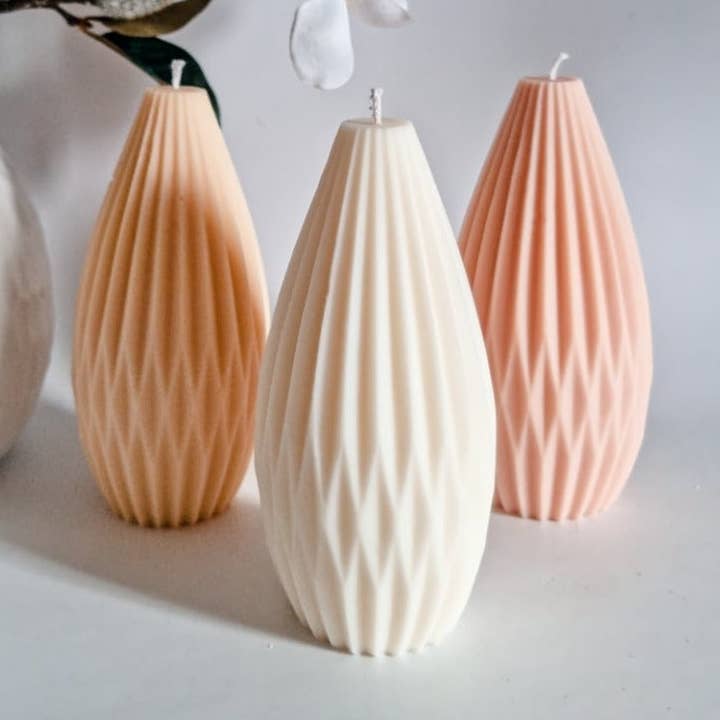 Elena dekorativt ljus för wholesale av Iconic Candles