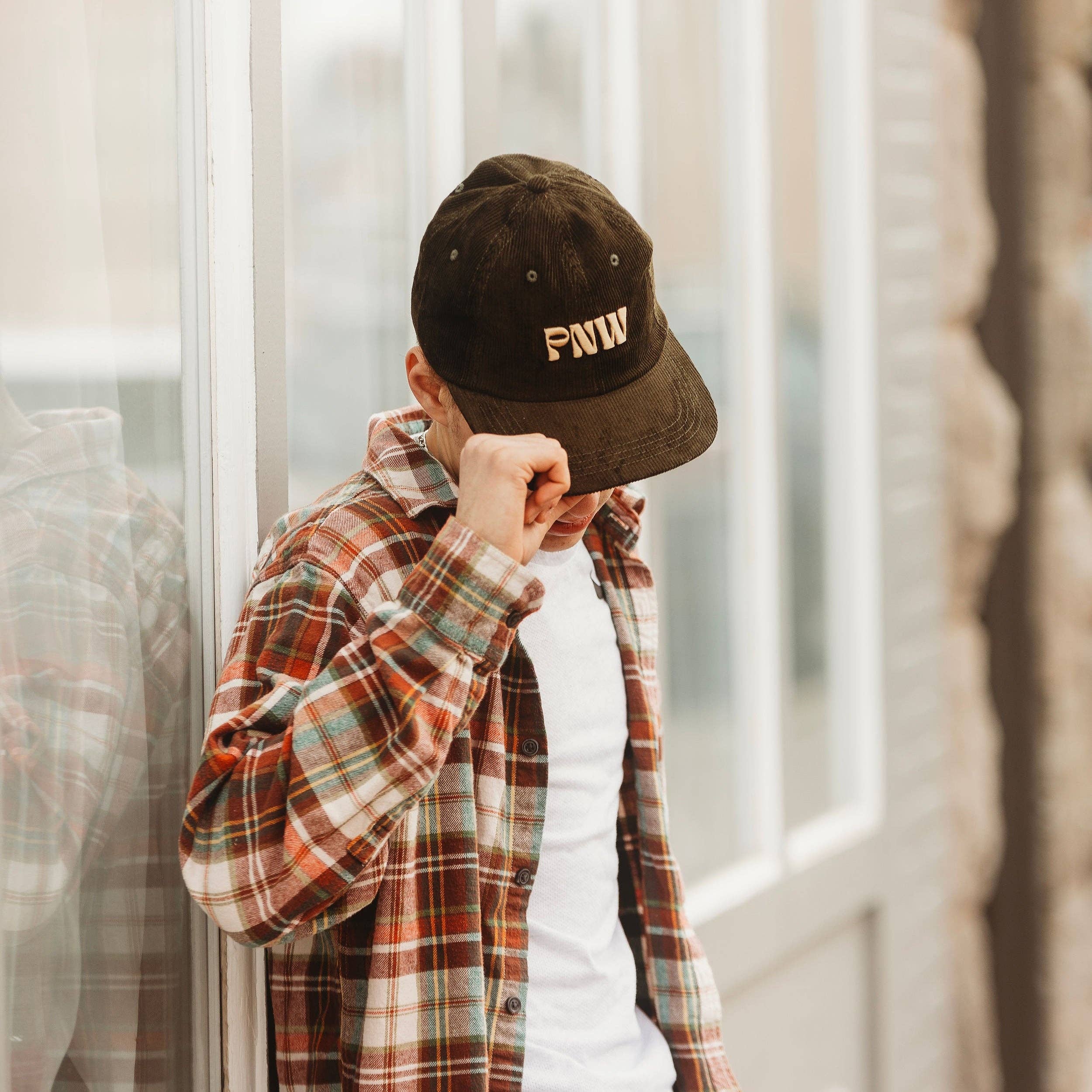 Sleepy Mountain – Engroshandel Trucker hat - Unisex – PNW Broderet Fløjlshat3