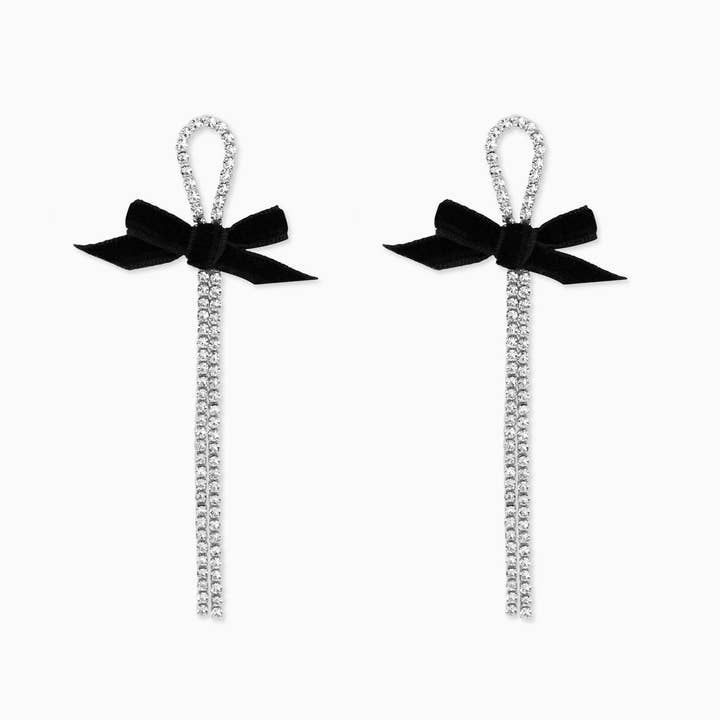 Sessori - Wholesale Hangende/ronde oorbellen - Zwarte fluwelen oorbellen met strass en strik2