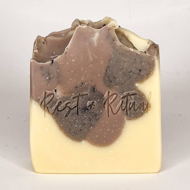 Lavender Woods Hanf-Körperseife für den Großhandel von Rest + Ritual