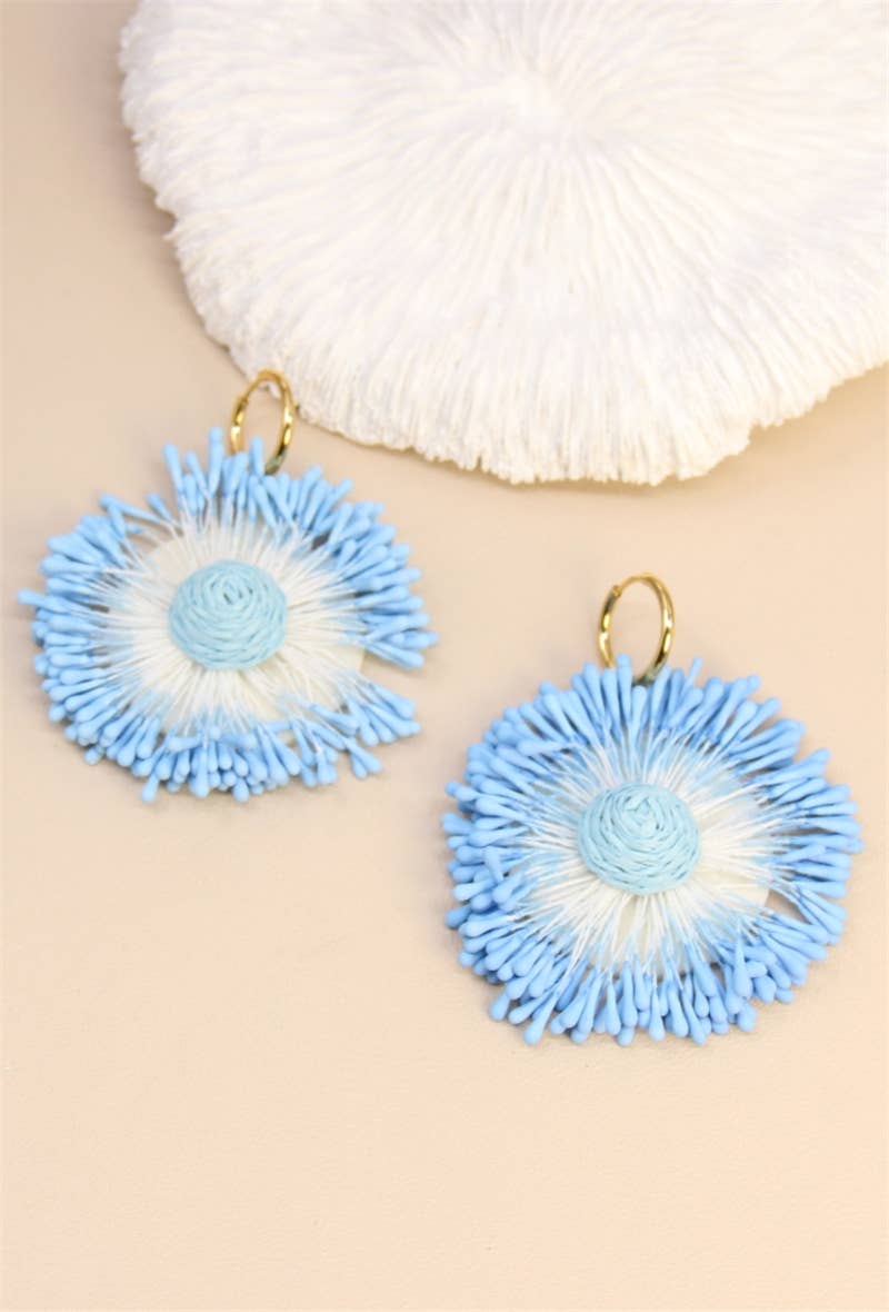 BELLISSIMA BIJOUX – Großhandel Ohrhänger – Boho-Blumenohrringe aus geflochtener Raffia9