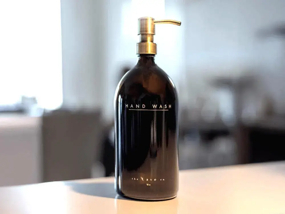 the Lave co - Wholesale Soap Dispenser - 32 oz Amber Glass "Hand Wash" Dispenser w/ Gold Pump4