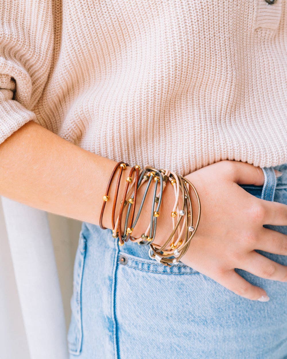 InspireDesigns - Wholesale Jewelry Set - Double Leather Hook Wrap8