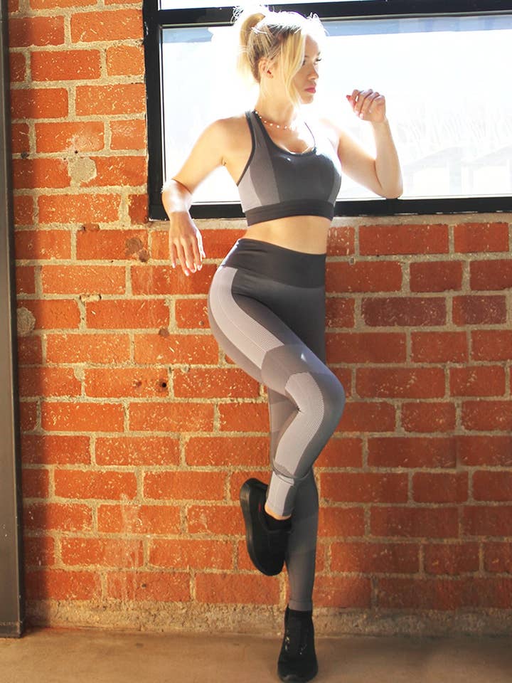 Arleta Legging sans coutures - Gris pour la vente par Lenawee Moda