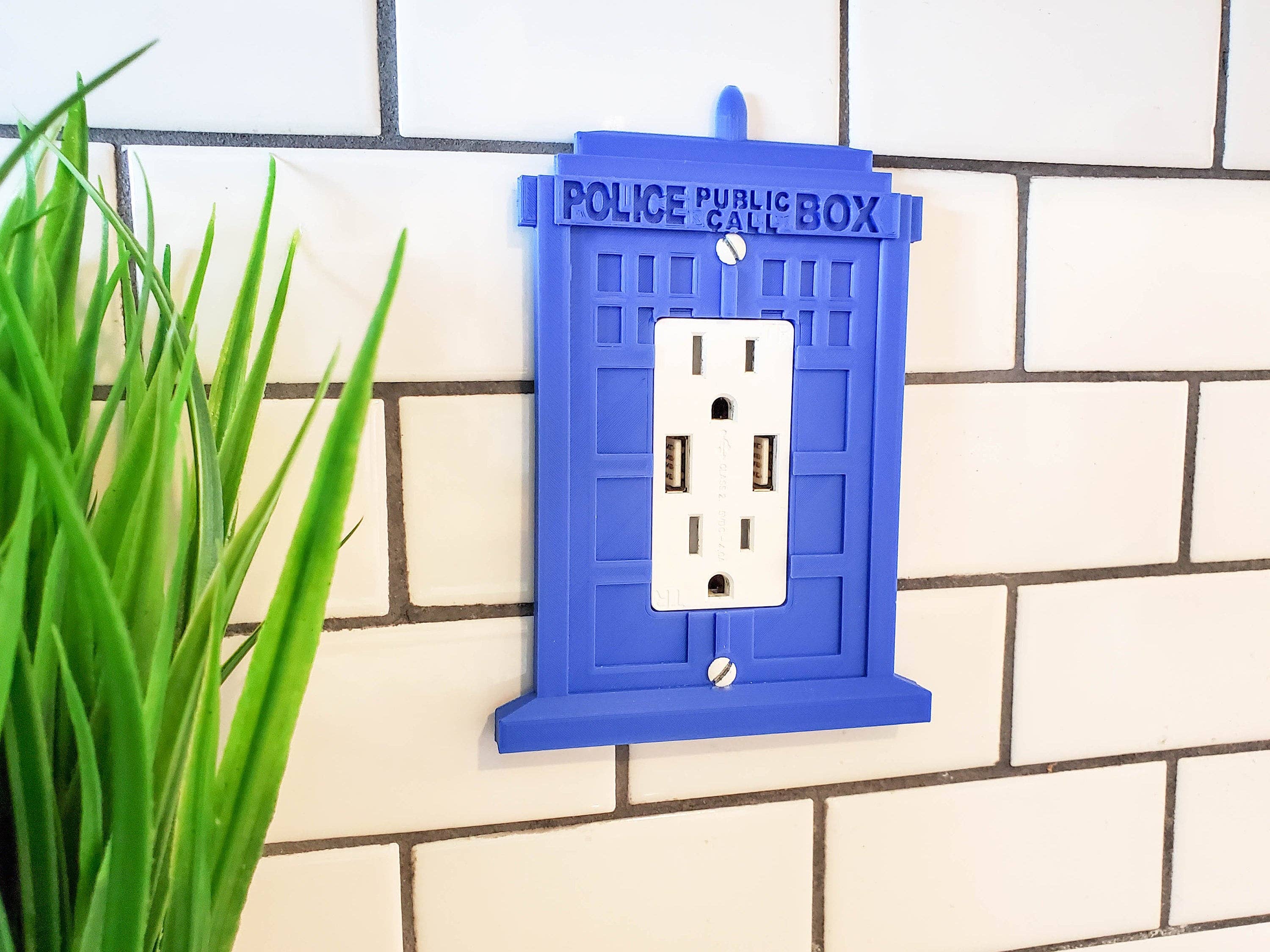 Clever Contraptions - Wholesale Light Switch Cover/Plate - Light Switch / Electrical Outlet Cover | Tardis Police Box Telephone Booth