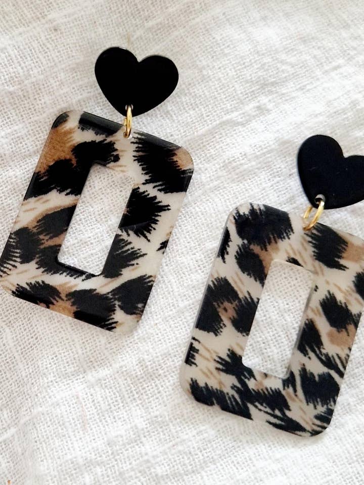 Graou/black heart rectangle earrings  for wholesale by Les Noeuds de Maman