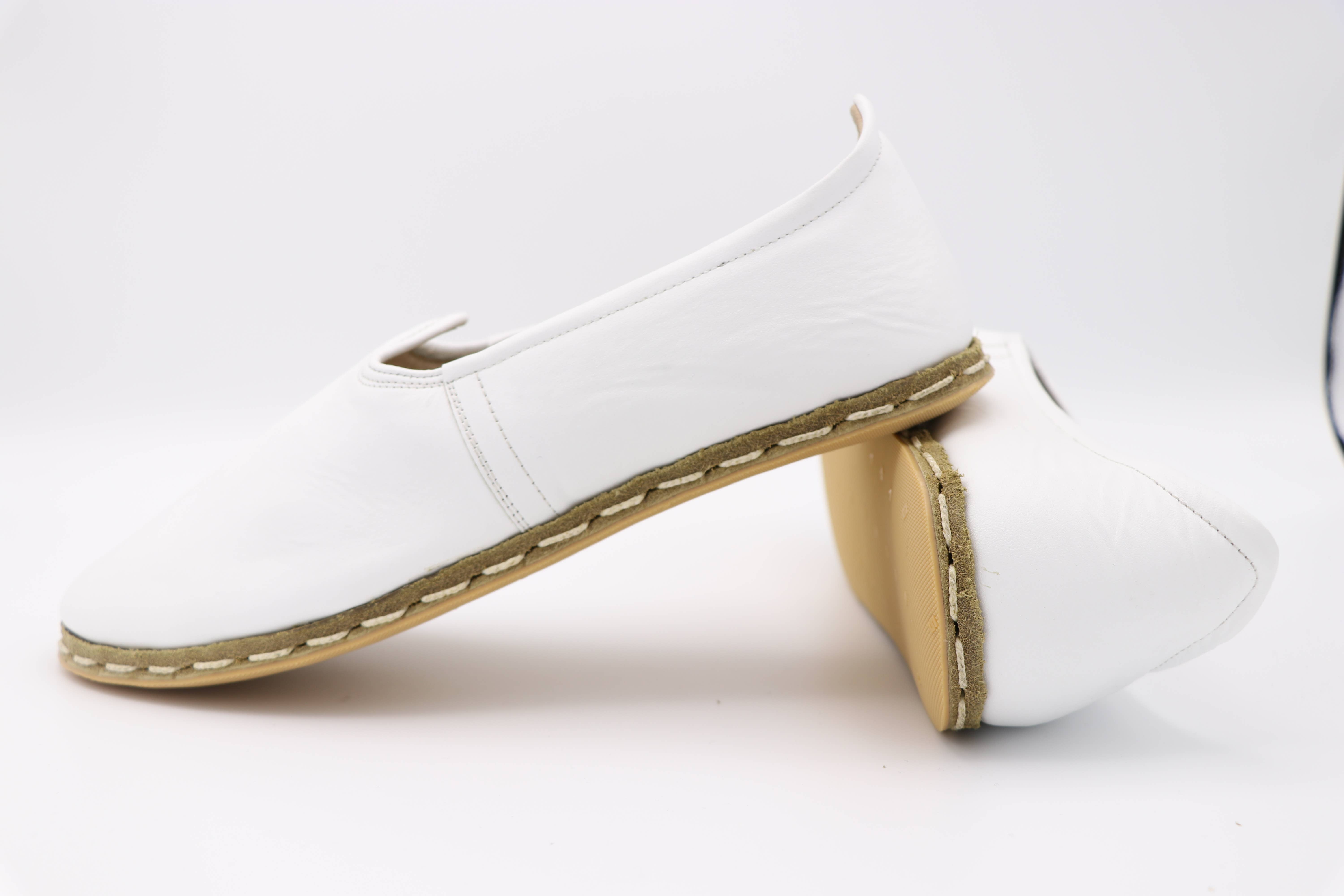 Gizze - Wholesale Slip On Sneakers - Women's - Classic Leather - White1