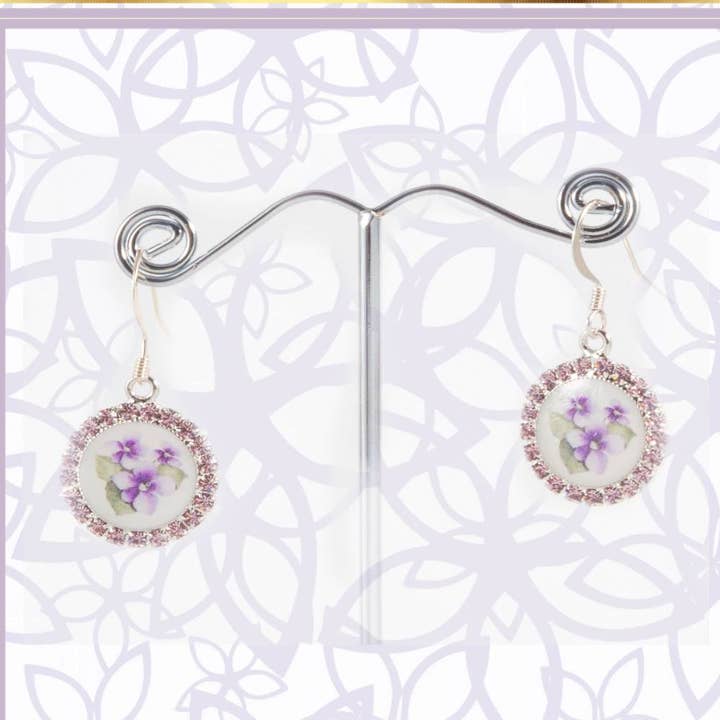 Orecchini Violetta di Parma per la vendita all'ingrosso da parte di Violetta di Parma Jewels' Joy