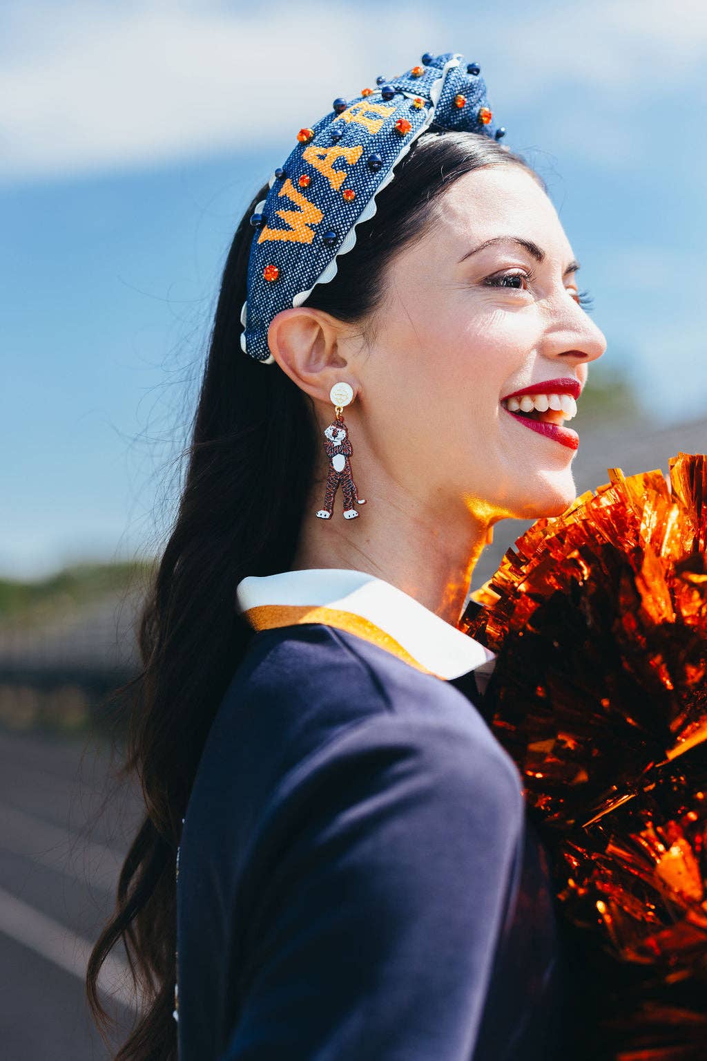 Brianna Cannon – wholesale Hängande örhängen – Orange Glitter Aubie Örhängen4