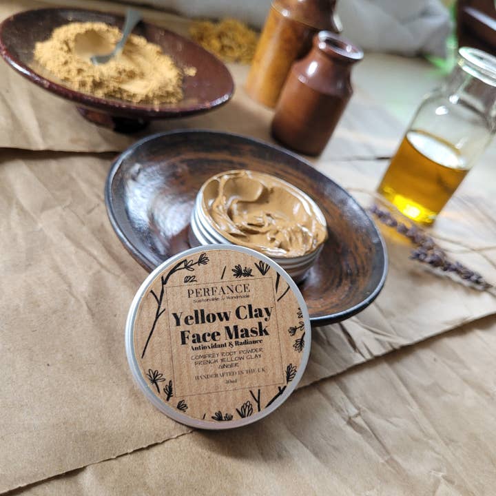 Alina Perfance - Wholesale Skincare Face Mask - Yellow Clay Soothing Face Mask with Chamomile Flower Water, Comfrey and Ginger 40ml3