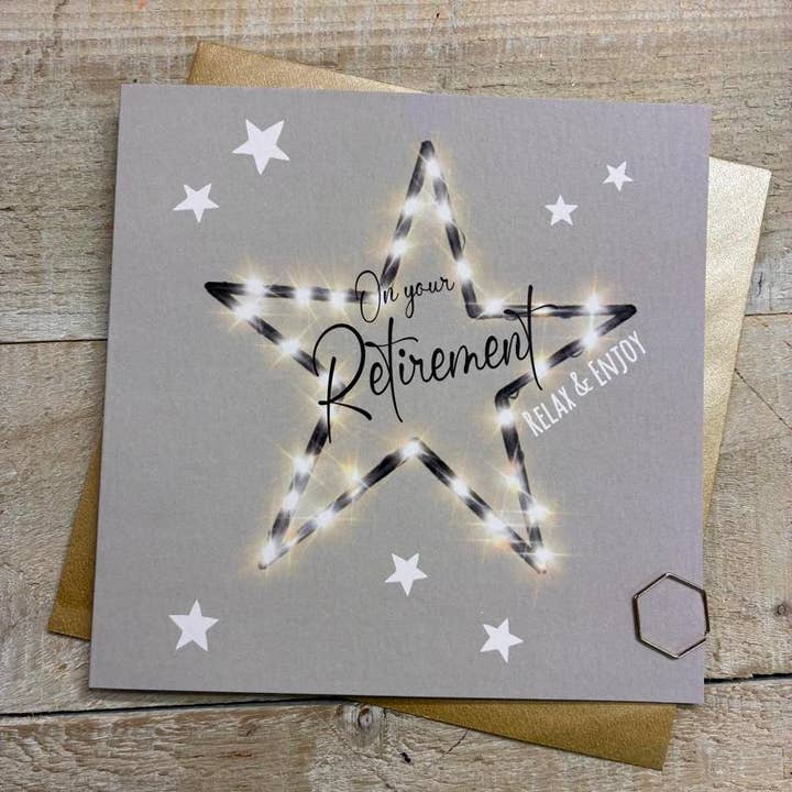 RETRAITE - ÉTOILE DE GUIRLANDE LUMINEUSE (S675) pour la vente par White Cotton Cards