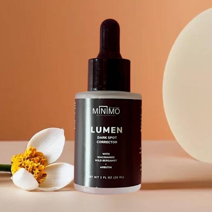 Correcteur de taches sombres Lumen Serum pour la vente par Minimo