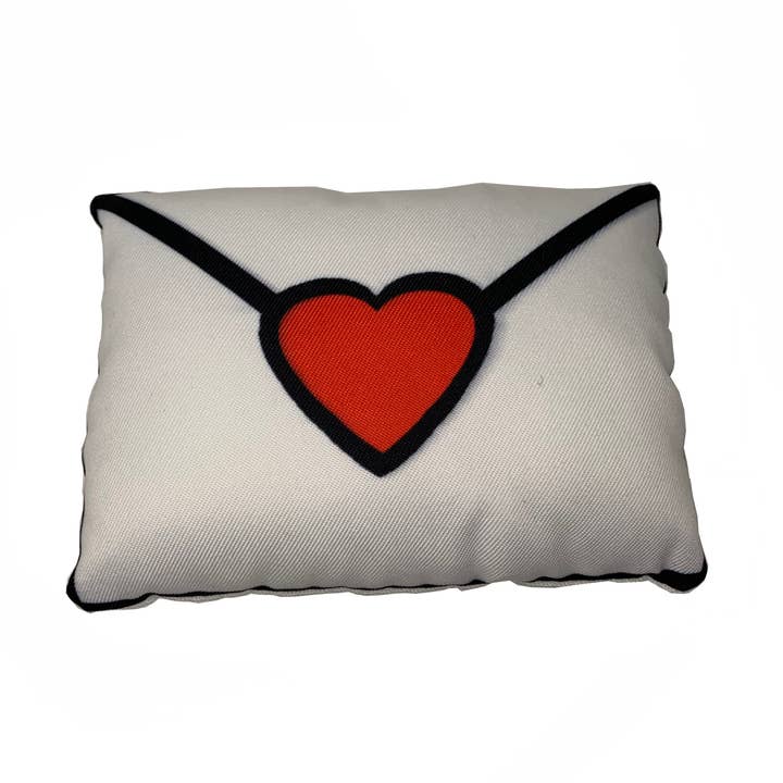 PPB - Lettre d'amour scellée - Jouet couineur pour la vente par Pampered Pet Box