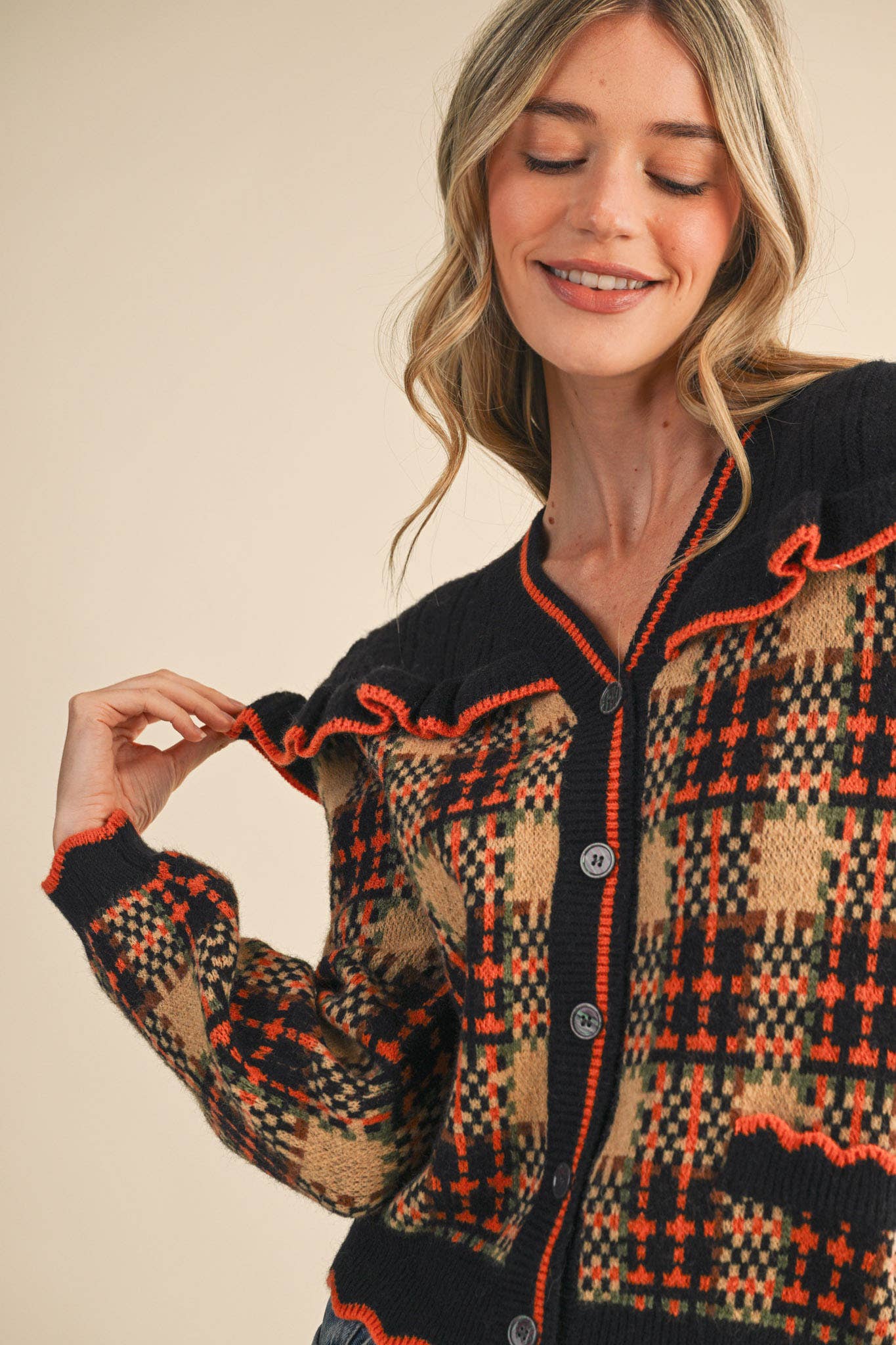 &MERCI - Wholesale Cardigan - Women's - RUFFLED YOKE PLAID SWEATER CARDIGAN MSW111850