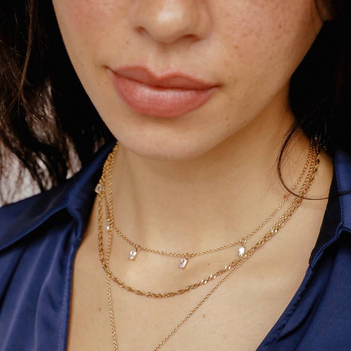 Hey Harper - Wholesale Pendant/Charm Necklace - Lisa Necklace