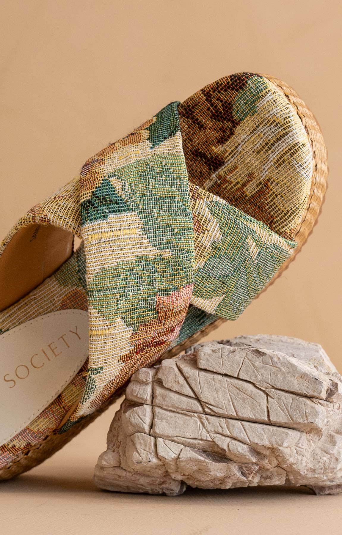 The Fresno | Floral Raffia Platform Sandal for wholesale on Faire2