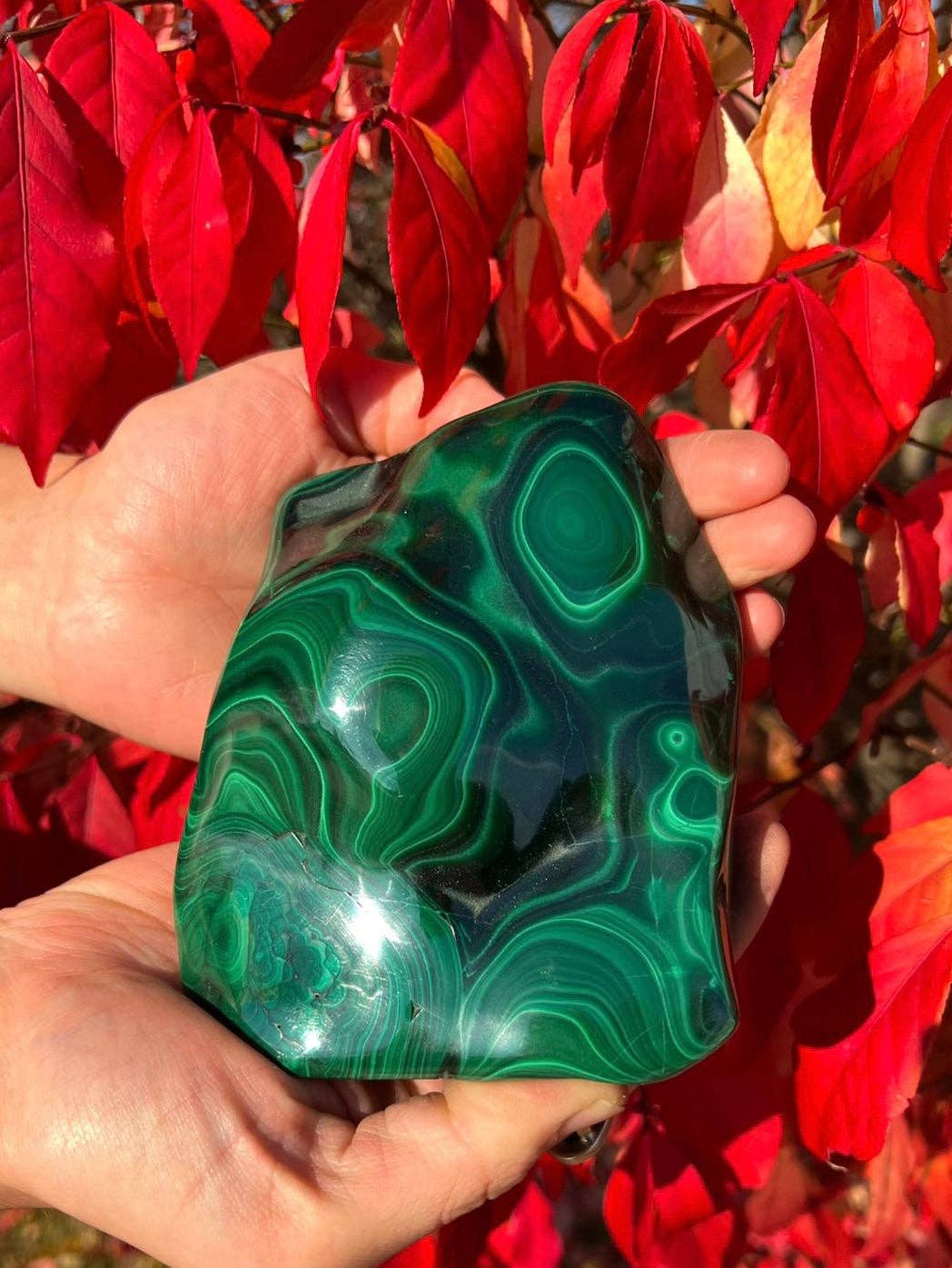 Quasar Gems USA – wholesale Spiritual stone/crystal – Malachite Polished Free Forms Per Kilo2