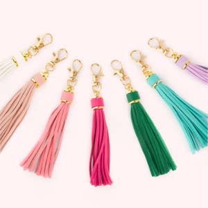 Re-purposed LV Chain Link Tassel Keychain – Anagails Wholesale