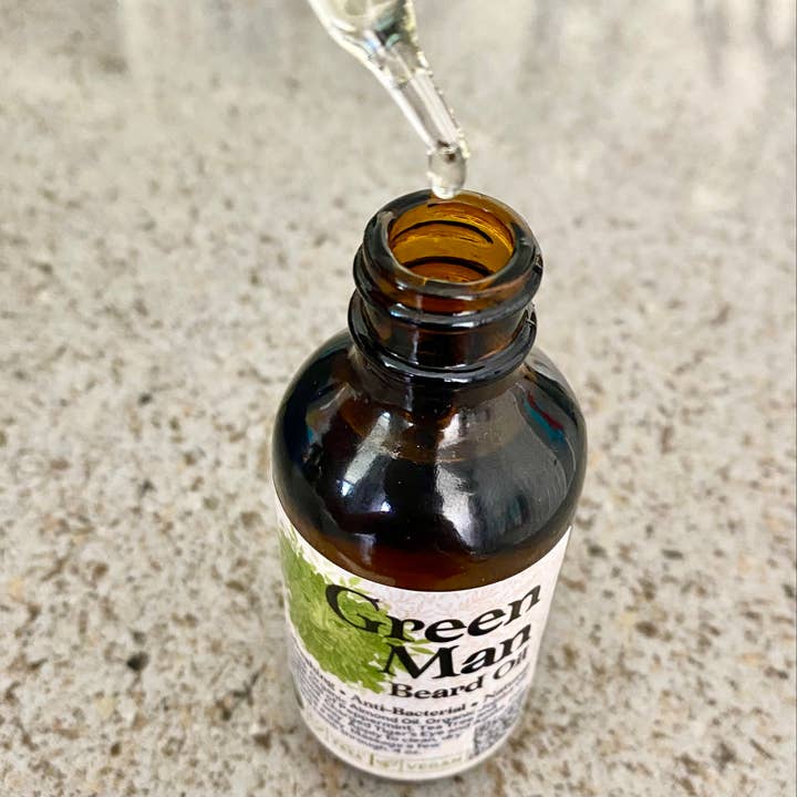Raven’s Hearth – wholesale Beard styling product – Green Man Beard Oil | Spruce & Musk | Hydrating | Dad Gift3