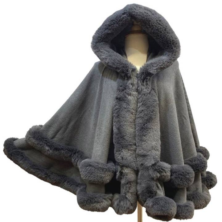 Madeline Love - Vendita all'ingrosso Poncho - Donna - Elegante poncho Ruana in maglia con bordo in pelliccia sintetica a 2 file