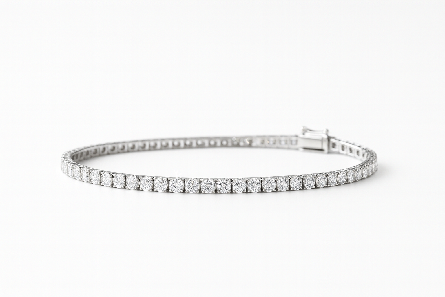 brillare collective – wholesale Tennis bracelet – VVS1 Moissanite Tennis Bracelets & Diamond-Alternative Jewel1