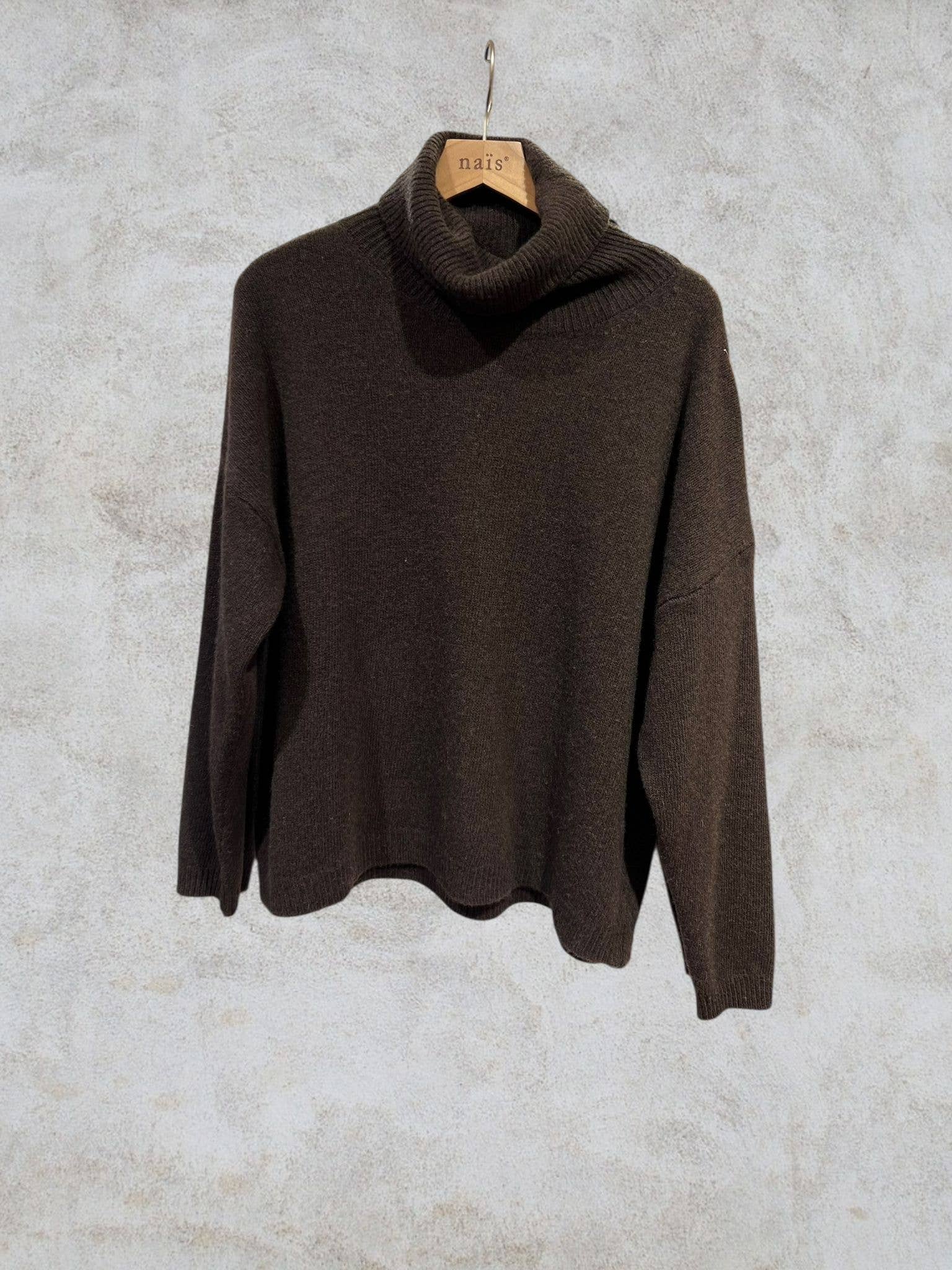 NAÏS PARIS - Vente Pull en maille – femme - Pull col roulé manches longues 100% laine merinos extrafine1