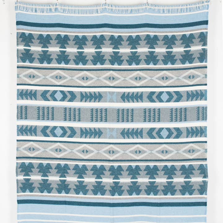 Beat Collection by Lanificio Idealtex Srl - Wholesale Throw blanket - Wild Blanket3