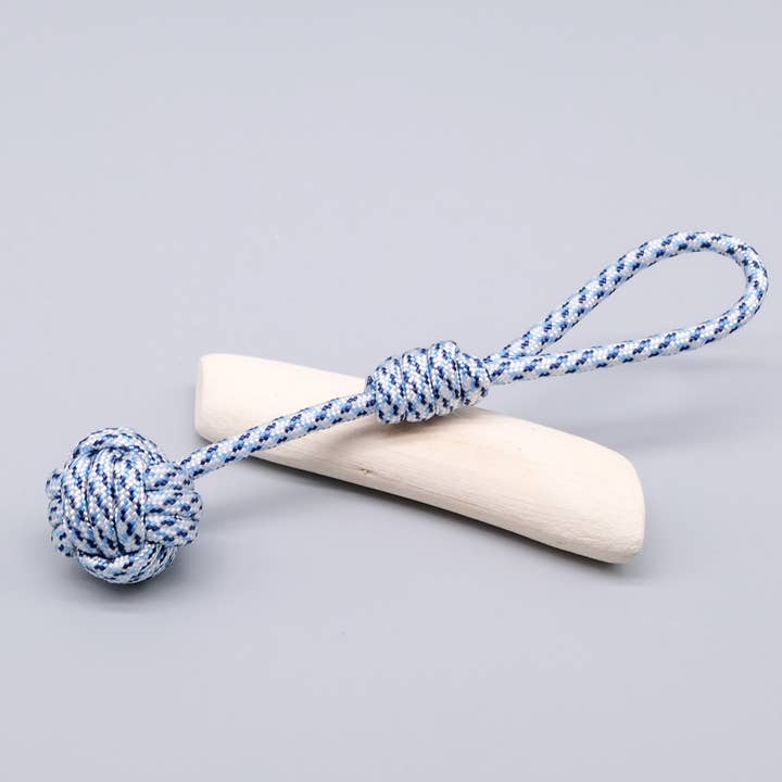 Portachiavi Paracord «Monkey Fist» Multicolore Blu Bianco per la vendita all'ingrosso da parte di La Fabrique du Noeud