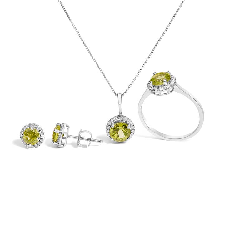 Ensemble de bijoux halo en or 10K avec péridot vert et diamants de 3/8 cttw pour la vente par Infinite Jewels
