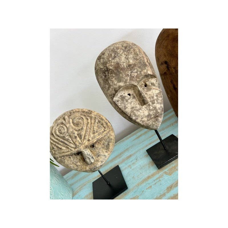 Paloma Black (Casa Natura Design, S.L.) – Objeto de mesa decorativo por atacado – Conjunto Decorativo Encantador de 2 Máscaras de Madeira Entalhadas à Mão Com3