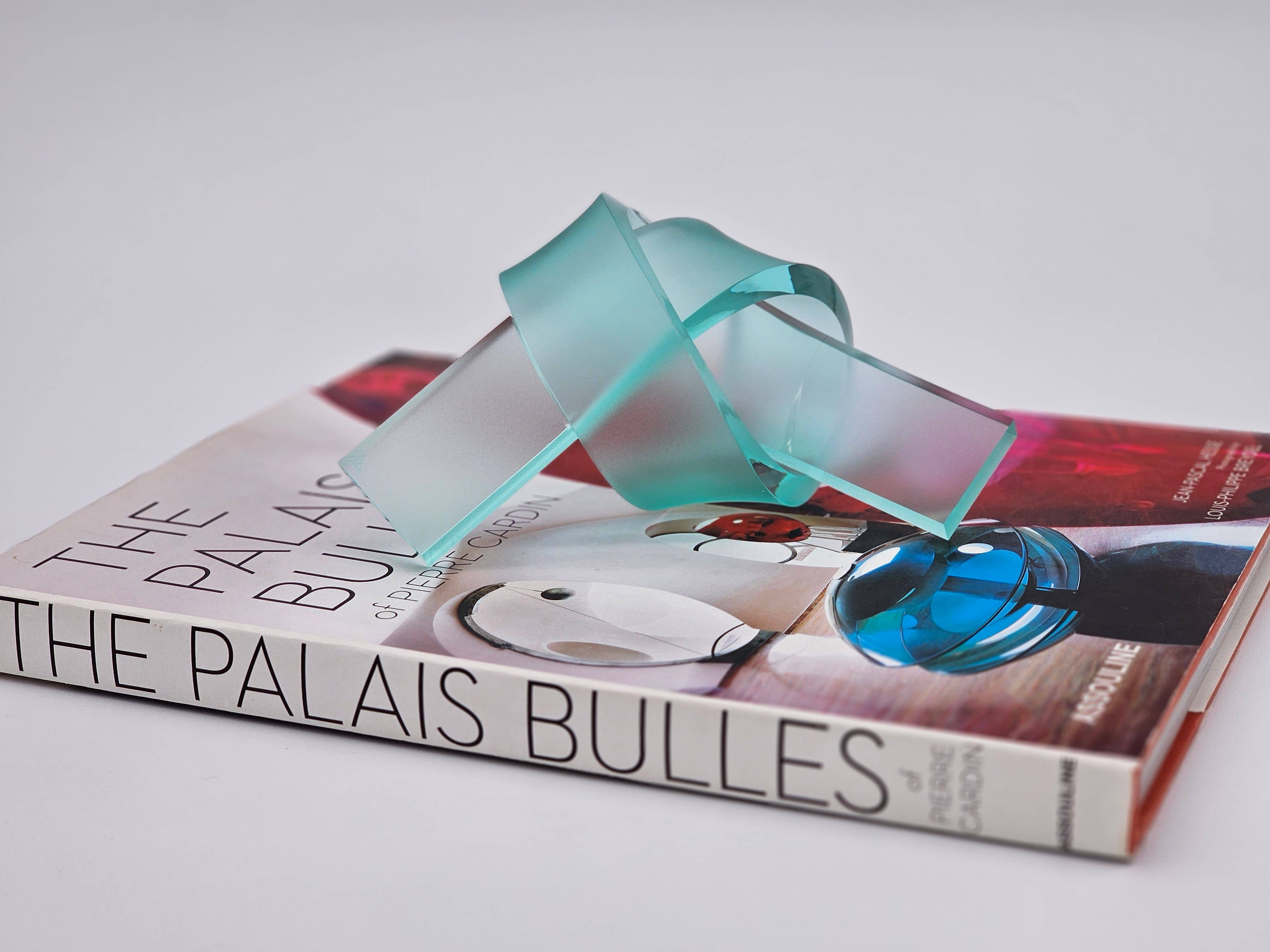 Somar Creations - Wholesale Decorative Tabletop Object - Acrylic Love Knot 22