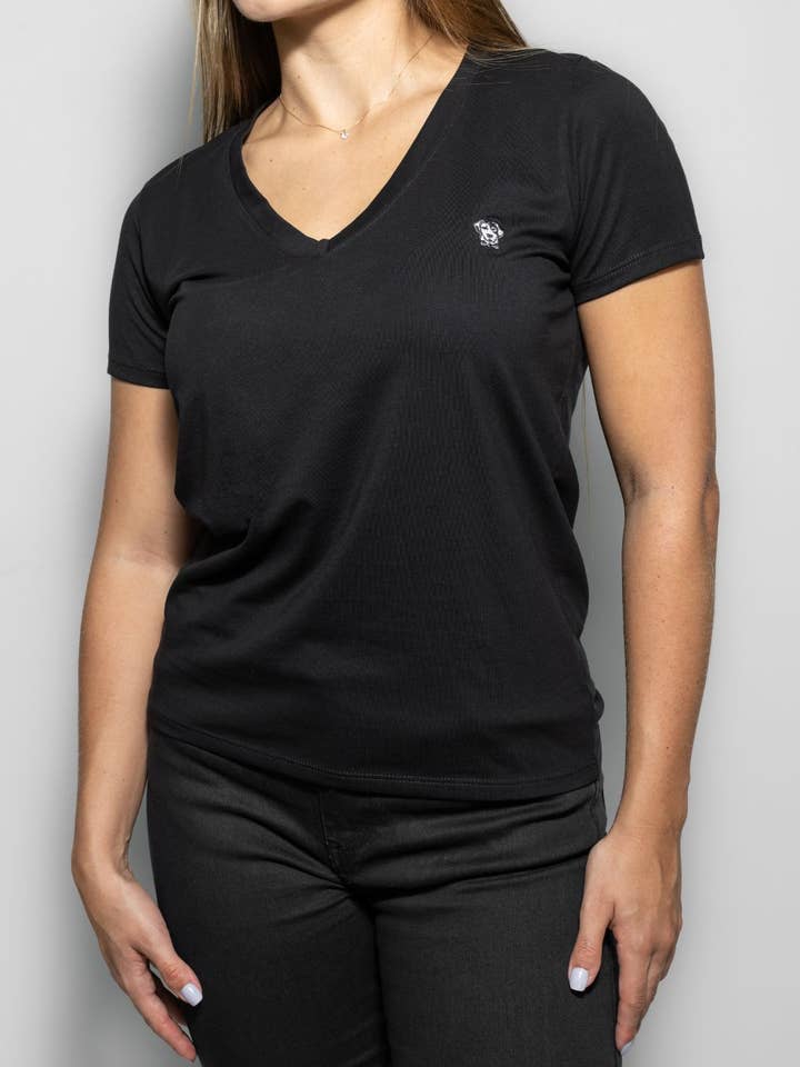 DANTE - Wholesale T-Shirt - Women's - Black V-Collar Stain Resistant T-Shirt2