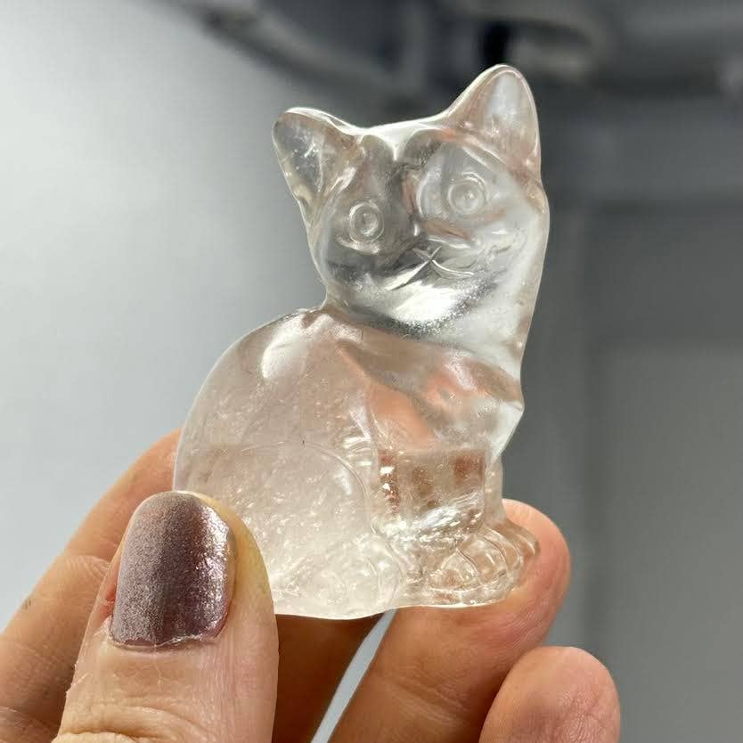 The Crystal Tabby - Wholesale Spiritual Stone/Crystal - Sitting Clear Quartz Cat Carving - 1 pc 1