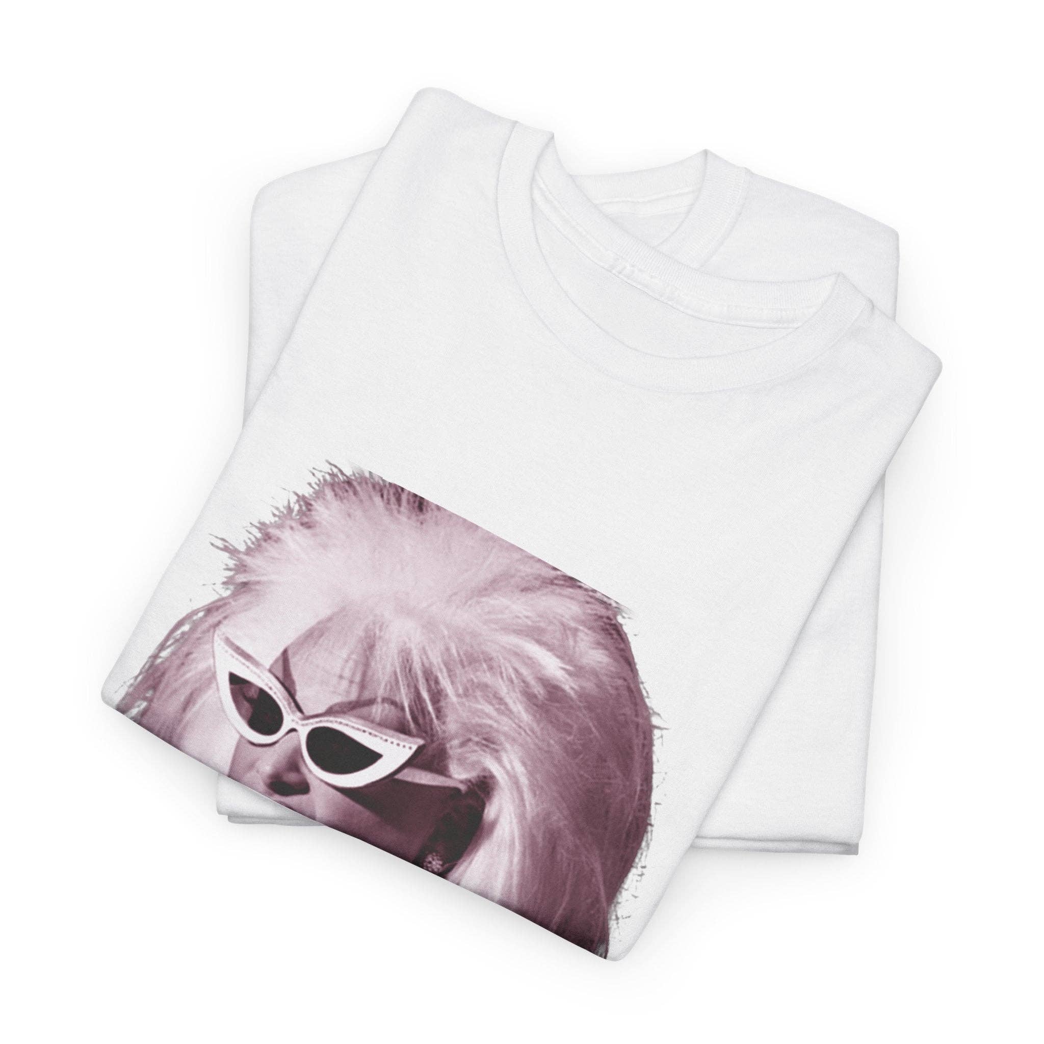 Kennidi Co. – wholesale T-shirts med screentryck – Unisex – Divine - Är han död än T-shirt6