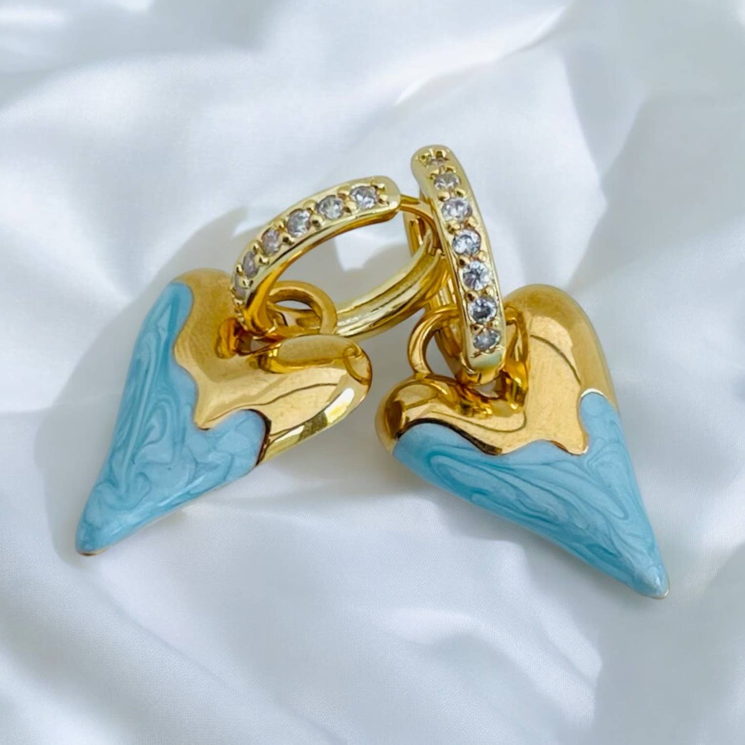 Huracan - Wholesale Hoop Earrings - Pimouz hoop earrings1