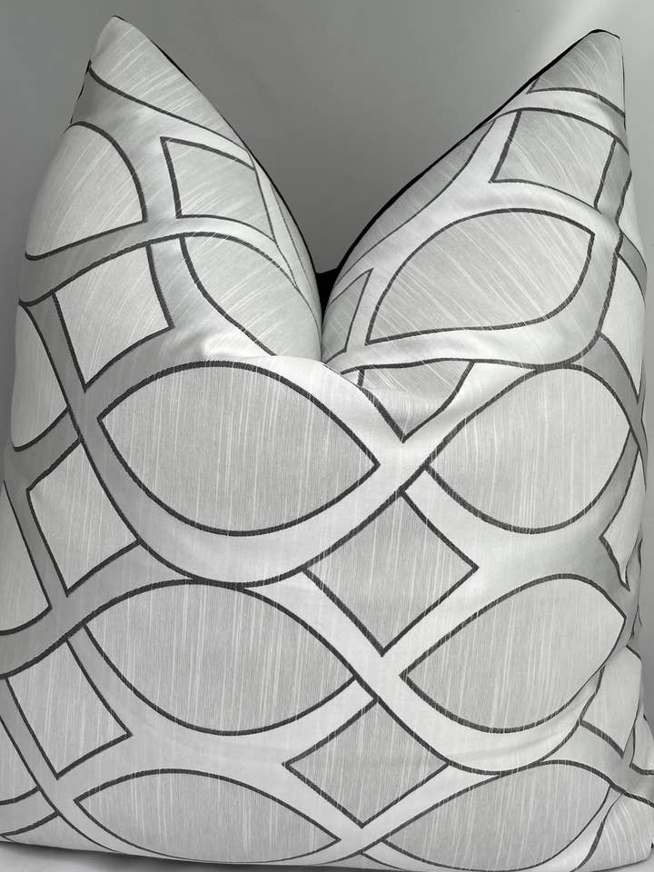 The Bradshaw Collection Gray Swirl for wholesale by StyleUp