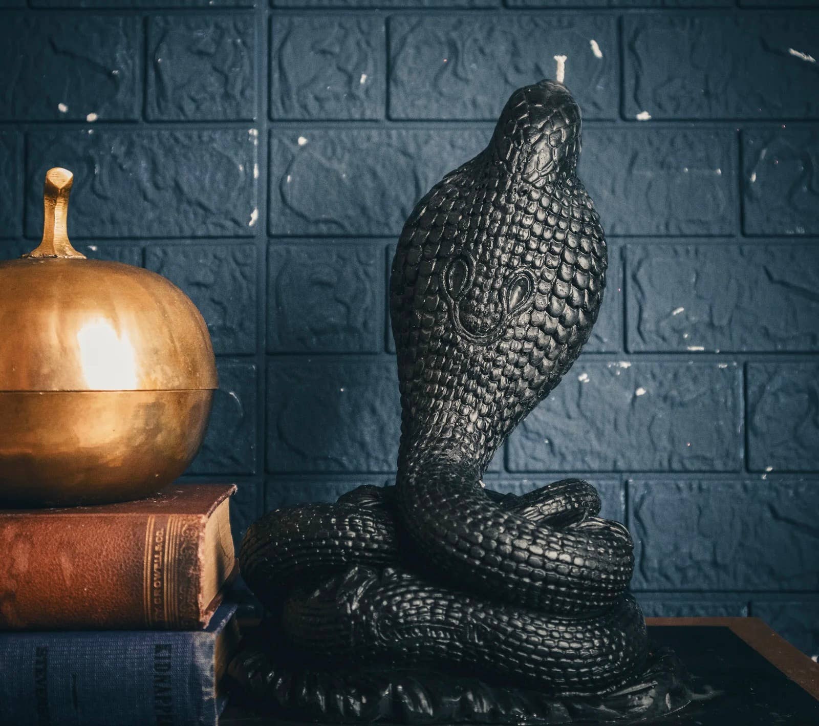 A Pleasant Thought – Großhandel Geschenkkerze – KOBRA-KERZE | SÄULE2